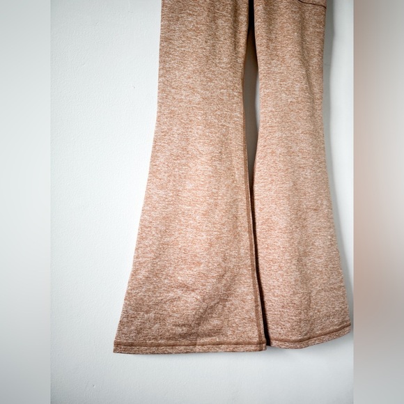 Aerie Offline The Hugger Foldover Flare Leggings - Picture 3 of 8